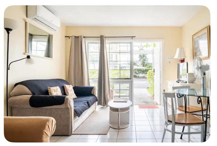 Apartamento Beryls At Seawind On The Bay , Montego Bay , Jamaica Exterior foto