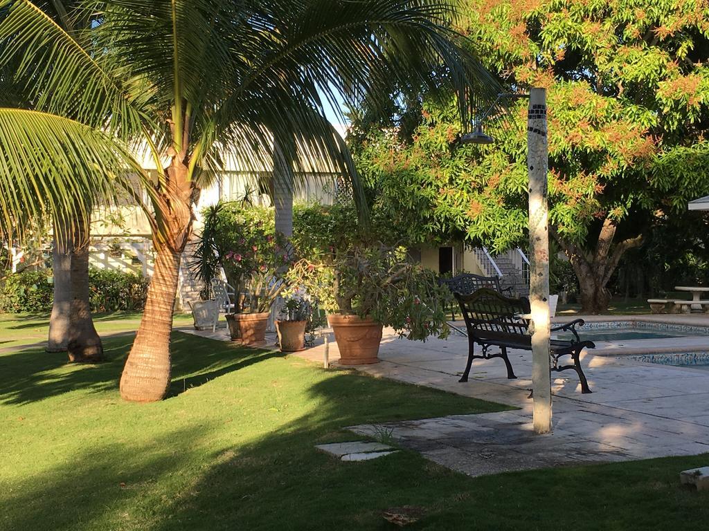 Apartamento Beryls At Seawind On The Bay , Montego Bay , Jamaica Exterior foto