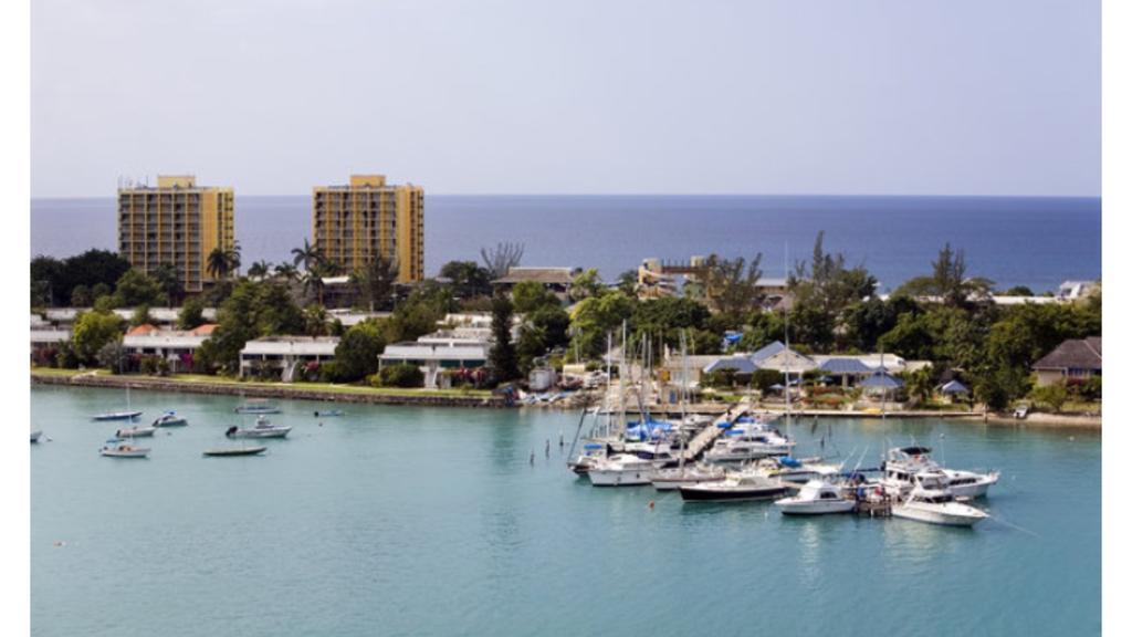 Apartamento Beryls At Seawind On The Bay , Montego Bay , Jamaica Exterior foto